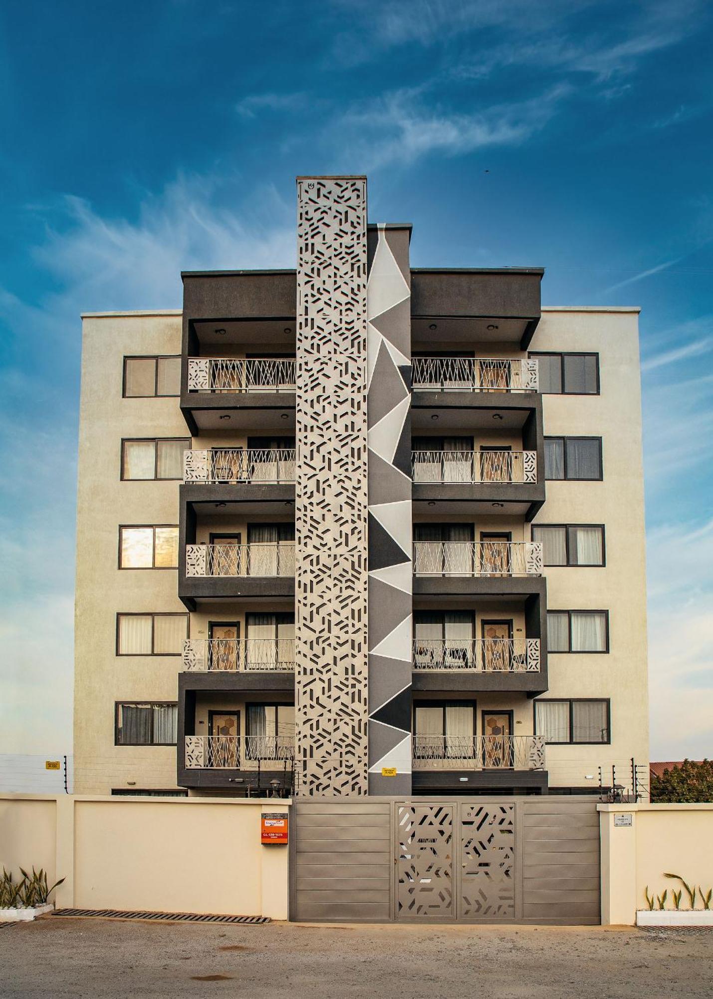 The Avery Apartments At Odomaa Place B, East Airport Accra Esterno foto