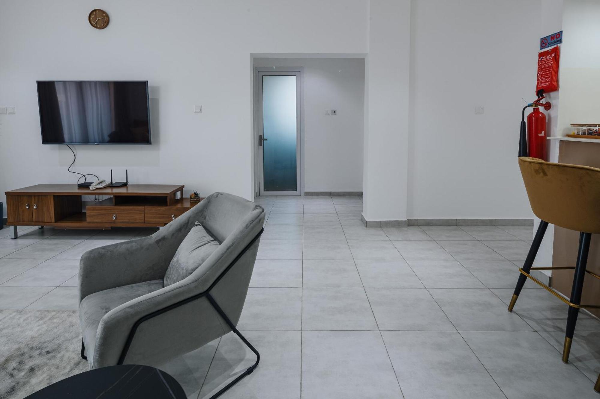 The Avery Apartments At Odomaa Place B, East Airport Accra Esterno foto